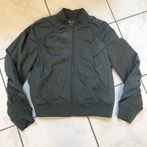 ZELLA GIRL- army green ruched bomber jacket XL EUC